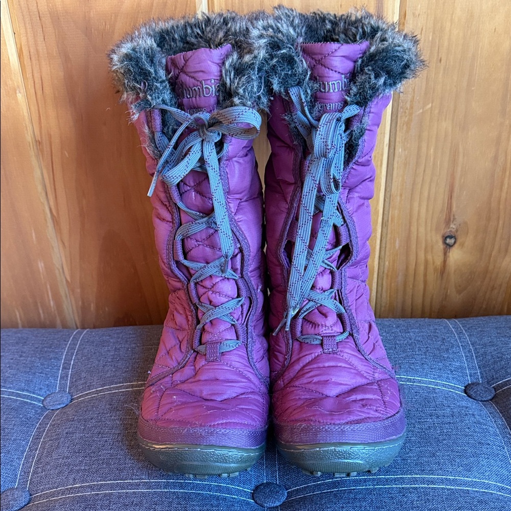 703 Columbia Quilted Insulated Purple Winter Boots with Faux Fur Cuffs - Picture 4 of 16